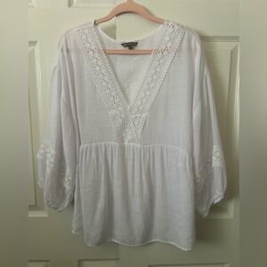 Unique Spectrum All White Lace V-Neck Blouse 2x